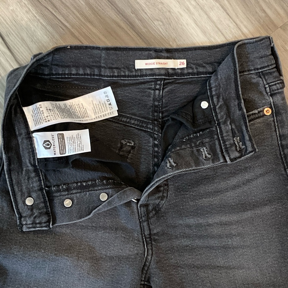 Levi’s Wedgie Straight Jeans Womens NWOT Size 26 - Picture 6 of 11